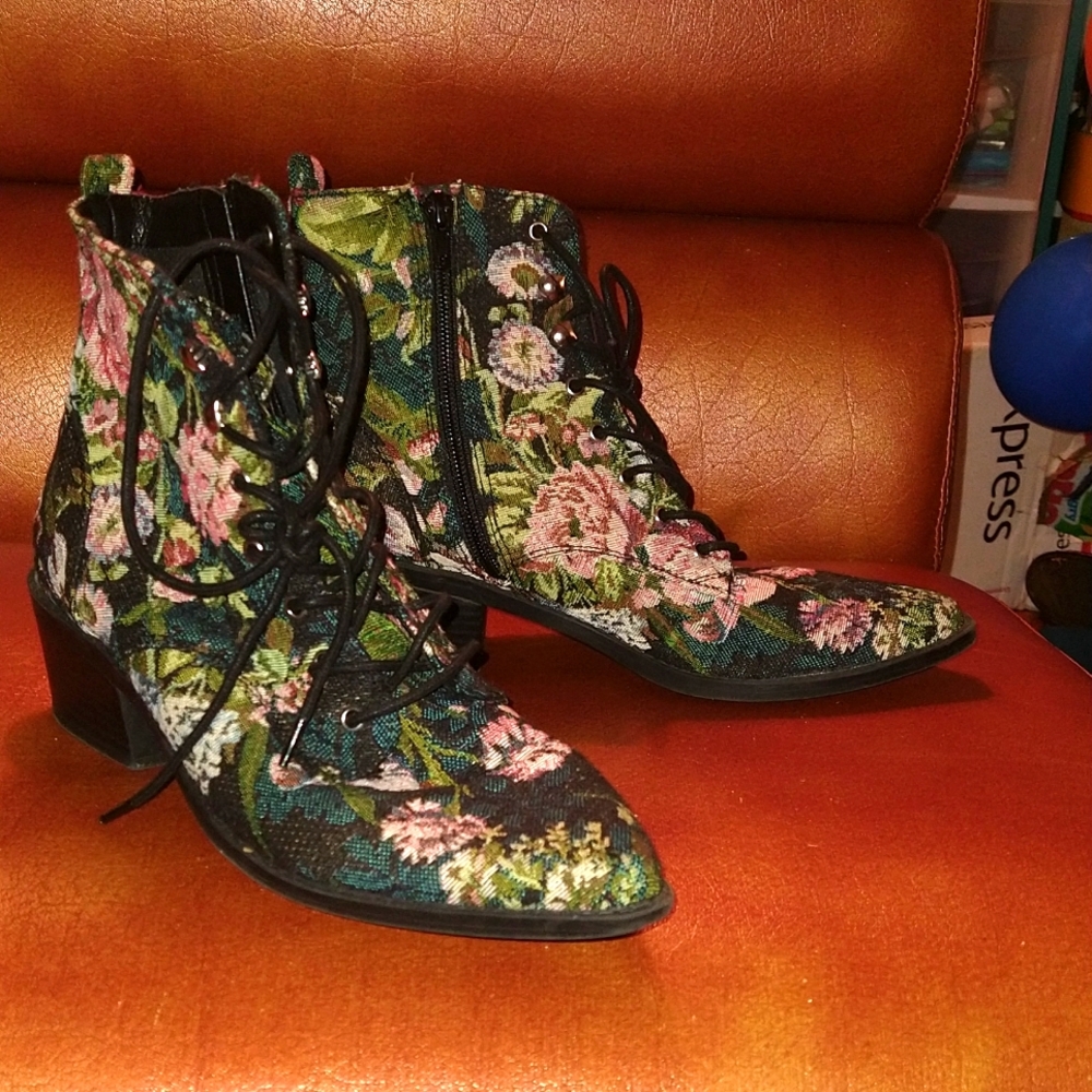 Floral booties